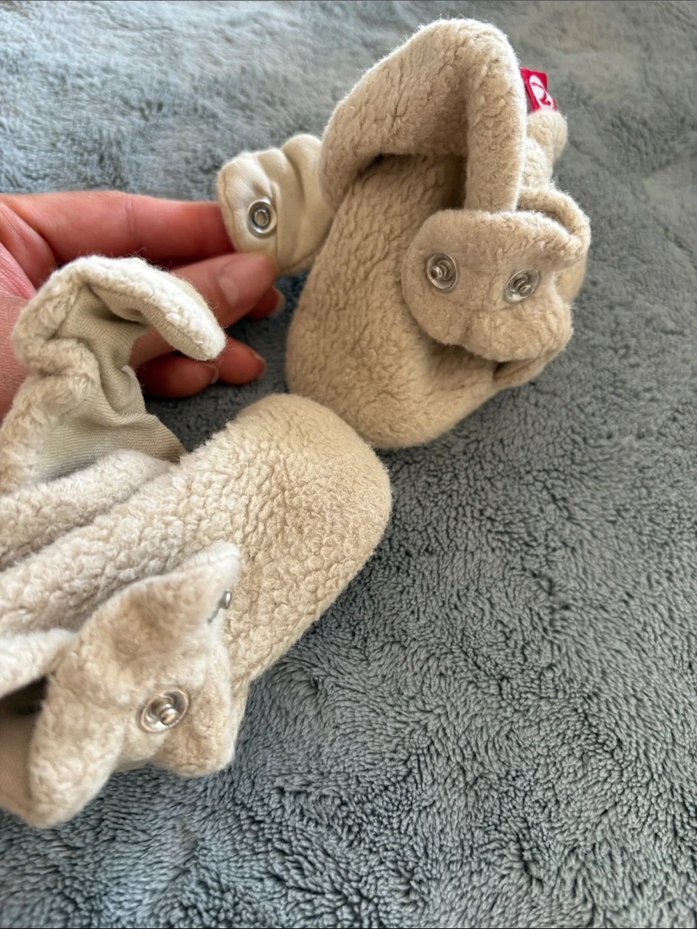 Zutano fleece Baby Booties 0-3 months in khaki